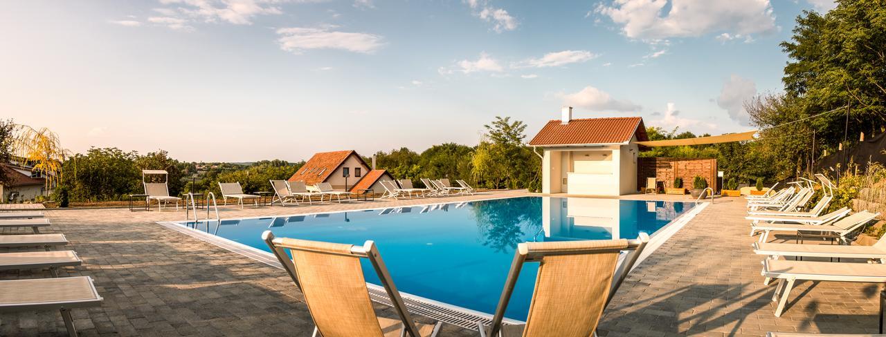 Somogyvámos Radhe Resort Es Syam Meditacios Es Rendezvenykozpont מראה חיצוני תמונה