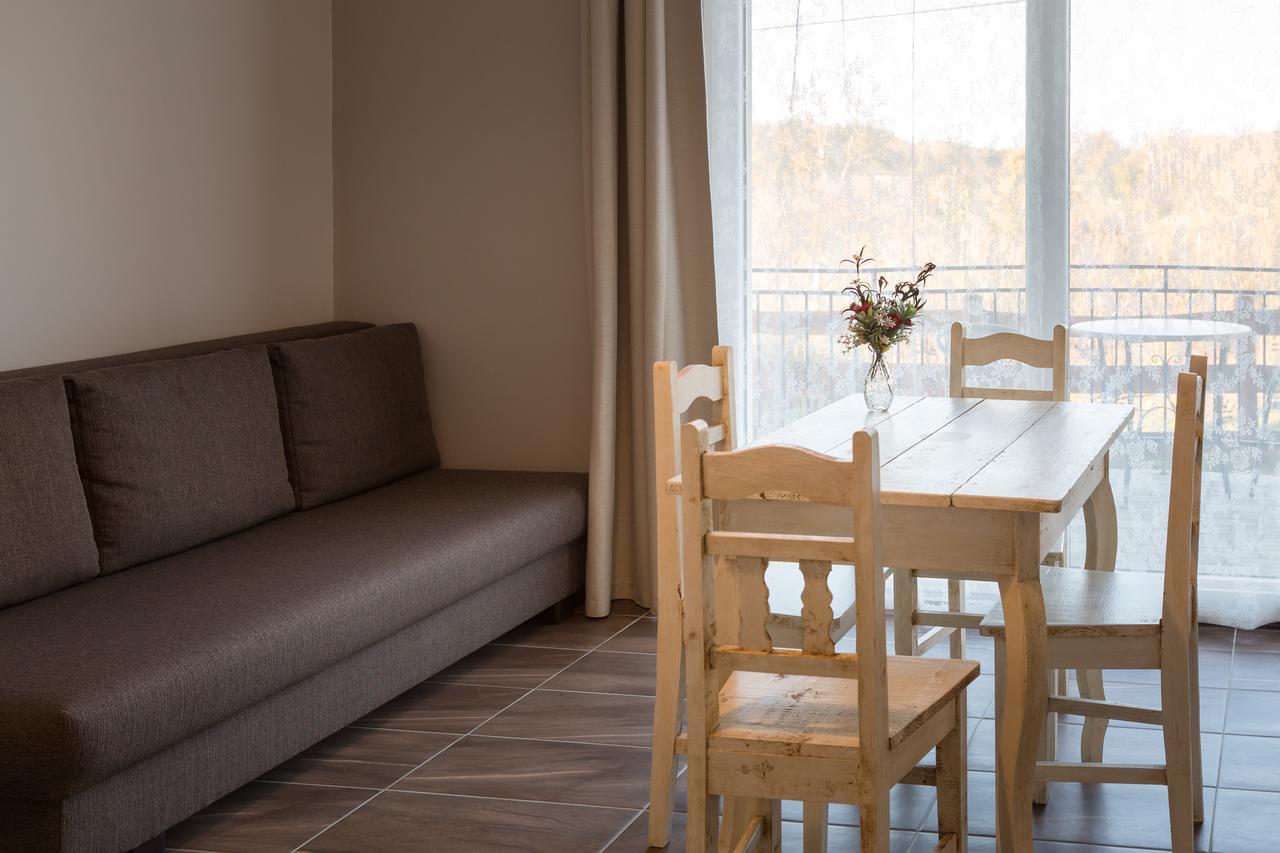Somogyvámos Radhe Resort Es Syam Meditacios Es Rendezvenykozpont מראה חיצוני תמונה